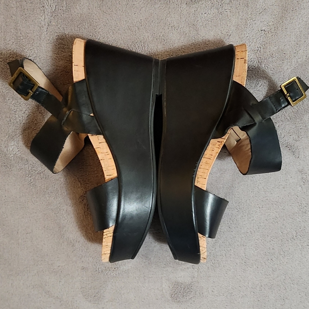 Report Platform Wedge Sandal - Picture 3 of 9